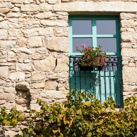 Cortis Antigas Bed and Breakfast 3*