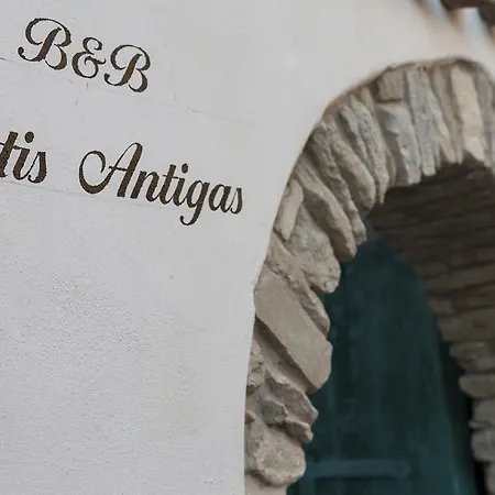 Cortis Antigas فندق مبيت وإفطار 3*