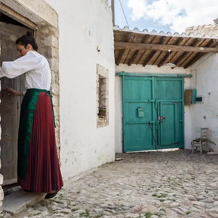 Cortis Antigas Bed and breakfast Gesturi