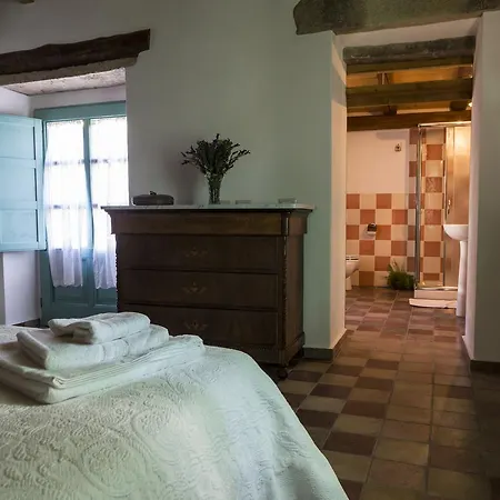 Cortis Antigas Bed and Breakfast